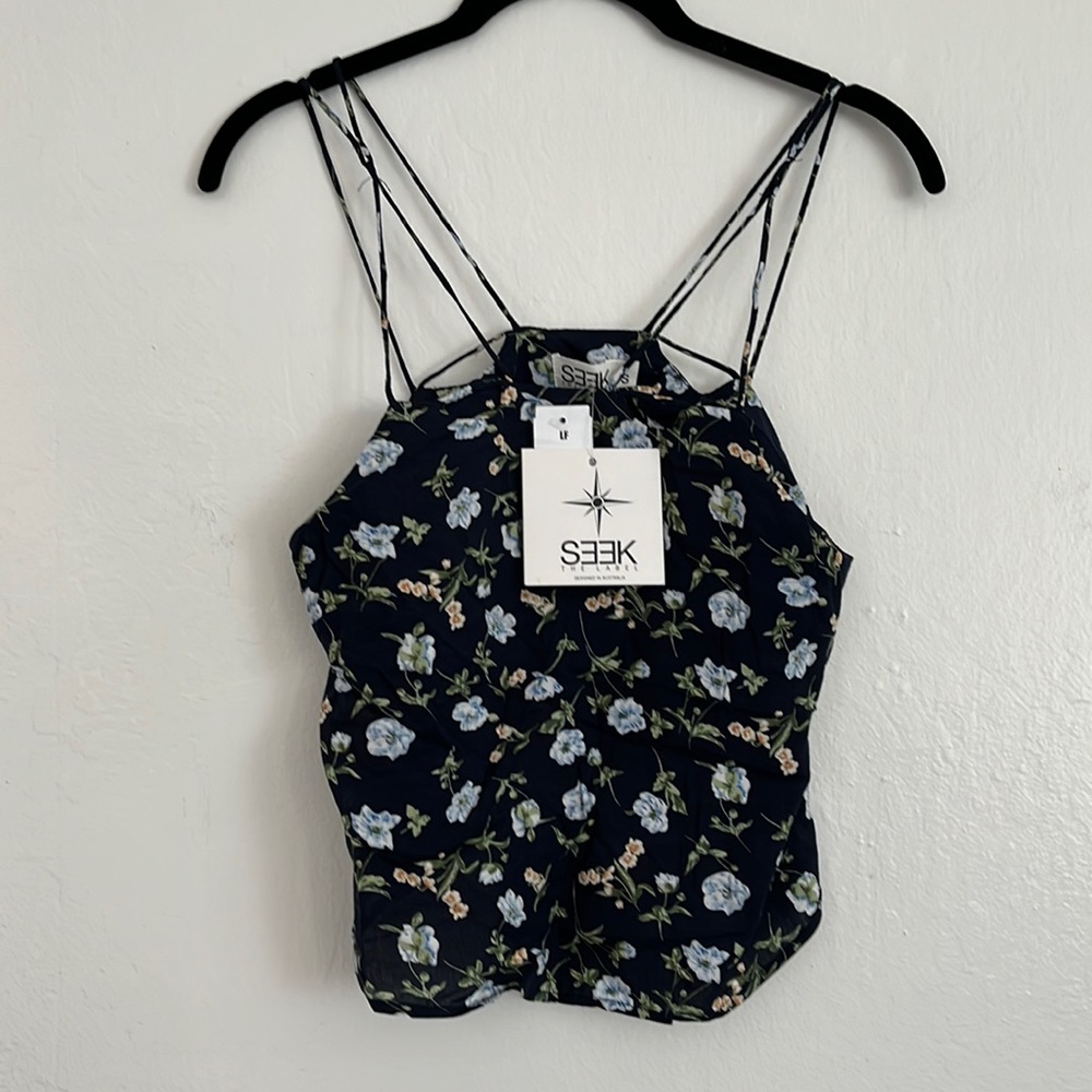 Seek the Lablel Crop top size small